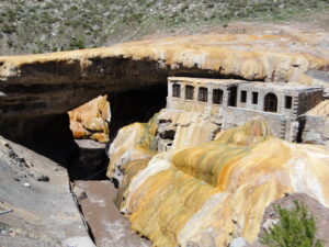 209 - Valles Andinos de La Rioja, San Juan y Mendoza